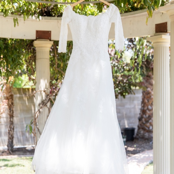 La Sposa Off-Shoulder Lace Wedding Dress - Picture 7 of 7